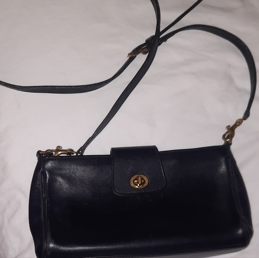 Coach Legacy demi crossbody
